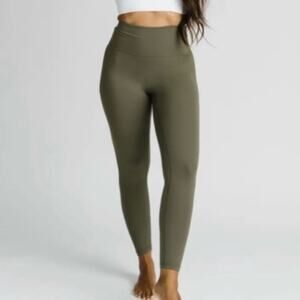 ZYIA ACTIVE Olive Green Streamline 7/8 Seamless Front Workout Leggings Size 2